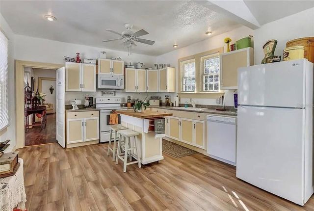 1192 ERROL PARKWAY, Apopka, FL 32712