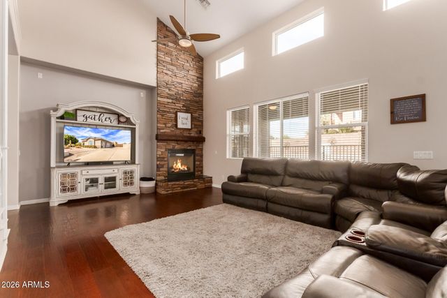 7114 E GRANDVIEW Street, Mesa, AZ 85207