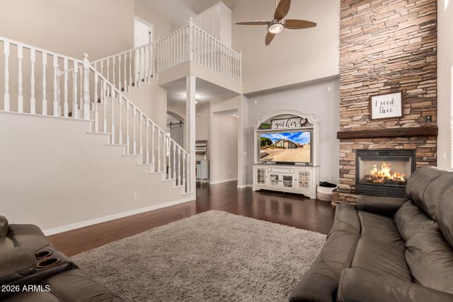 7114 E GRANDVIEW Street, Mesa, AZ 85207