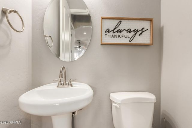 7114 E GRANDVIEW Street, Mesa, AZ 85207