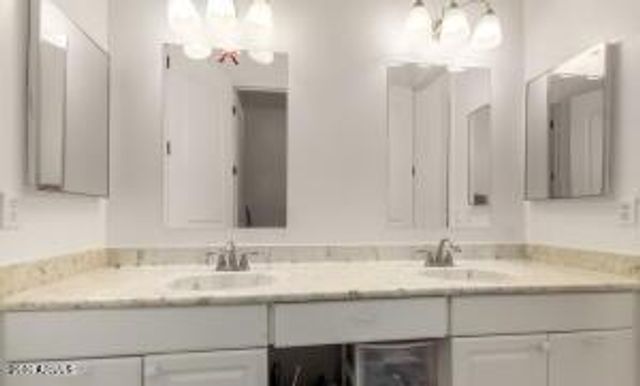 7114 E GRANDVIEW Street, Mesa, AZ 85207