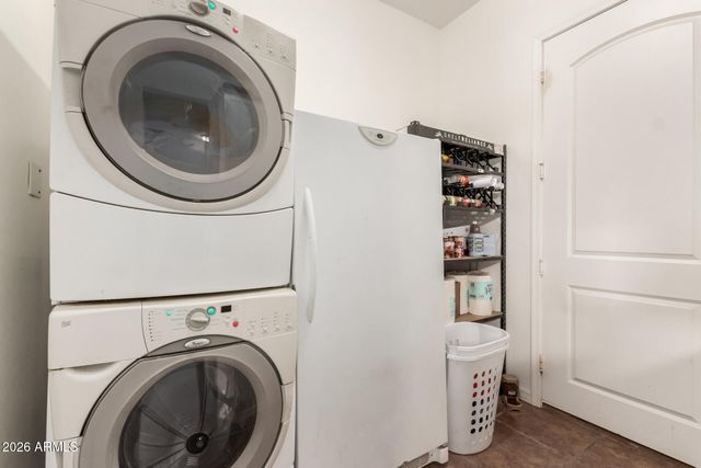 7114 E GRANDVIEW Street, Mesa, AZ 85207