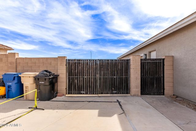 7114 E GRANDVIEW Street, Mesa, AZ 85207