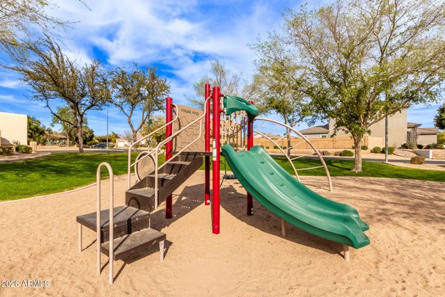 7114 E GRANDVIEW Street, Mesa, AZ 85207