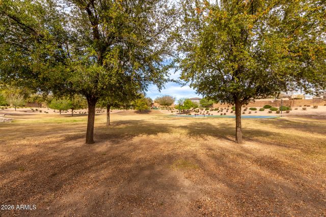 7114 E GRANDVIEW Street, Mesa, AZ 85207