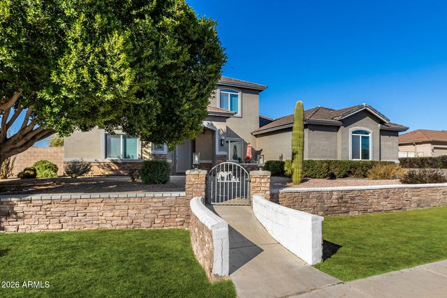 7114 E GRANDVIEW Street, Mesa, AZ 85207