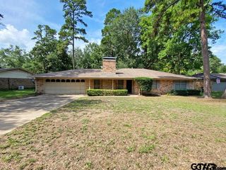 8207 Clemson, Tyler, TX 75703