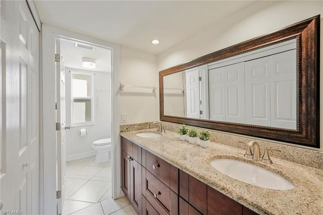 416 Teryl RD 2363, Naples, FL 34112