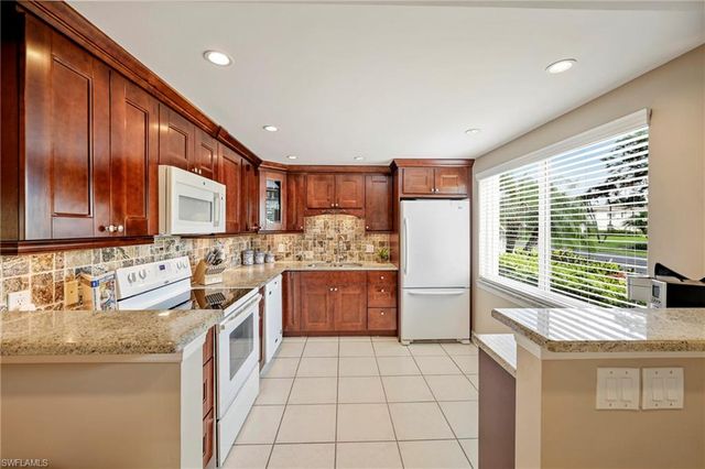 416 Teryl RD 2363, Naples, FL 34112