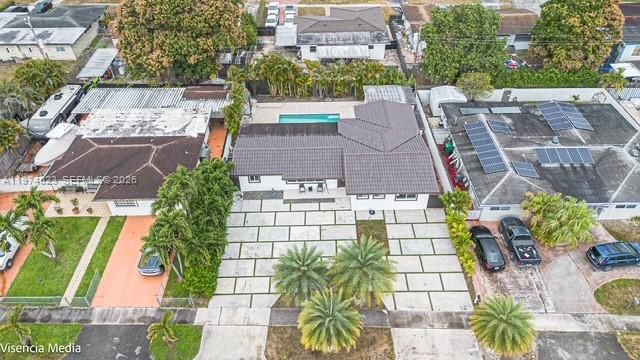 6271 NW 110th St, Hialeah, FL 33012