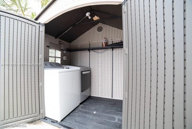 6271 NW 110th St, Hialeah, FL 33012