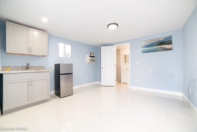 6271 NW 110th St, Hialeah, FL 33012