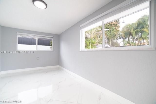 6271 NW 110th St, Hialeah, FL 33012