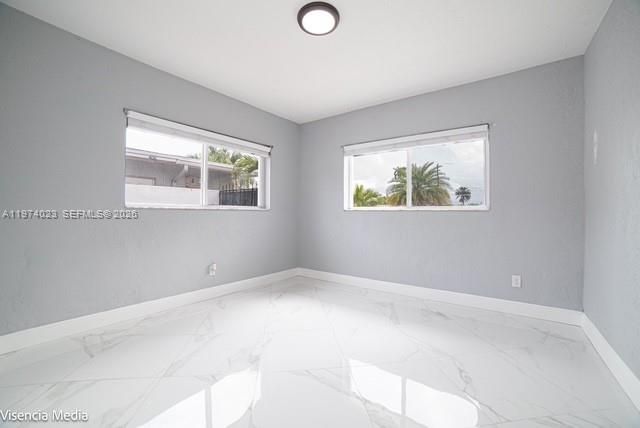 6271 NW 110th St, Hialeah, FL 33012