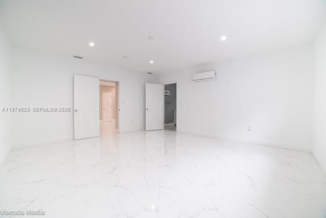 6271 NW 110th St, Hialeah, FL 33012