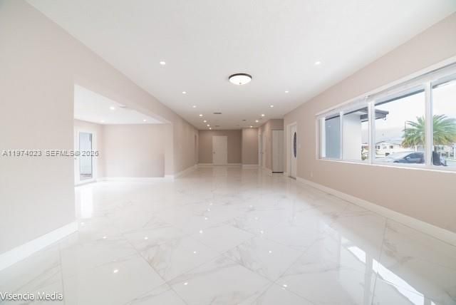 6271 NW 110th St, Hialeah, FL 33012