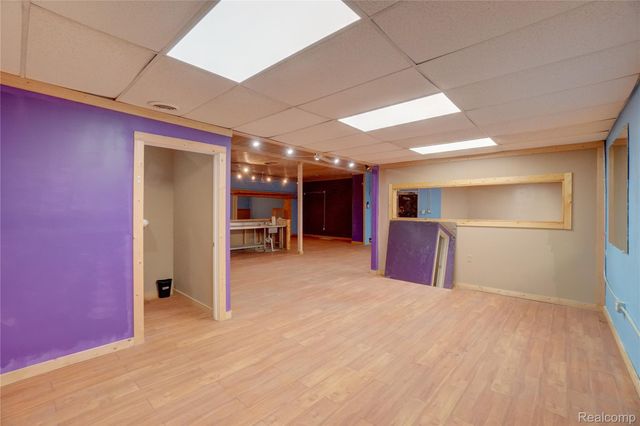 19612 SCHOENHERR Street, Detroit, MI 48205