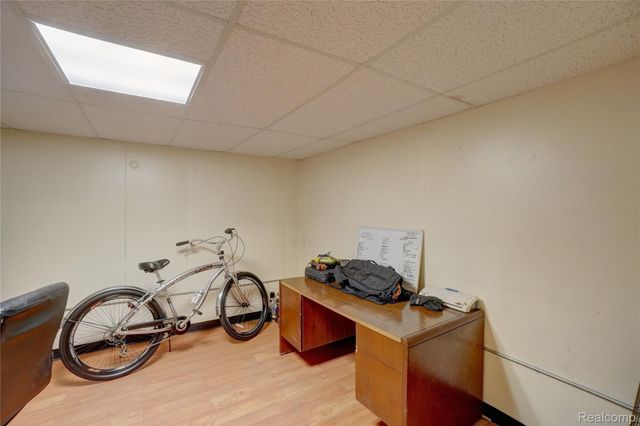 19612 SCHOENHERR Street, Detroit, MI 48205