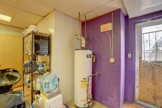 19612 SCHOENHERR Street, Detroit, MI 48205