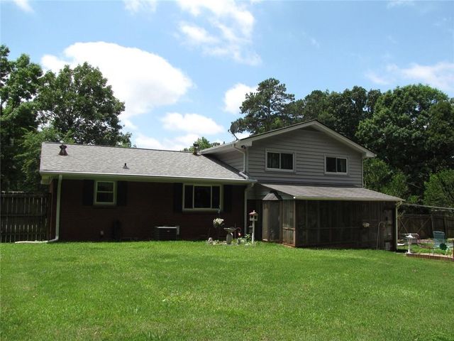 2040 Old Concord Drive SE, Covington, GA 30016