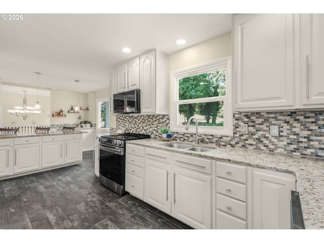 4575 EAGLE CREST Rd, Salem, OR 97304