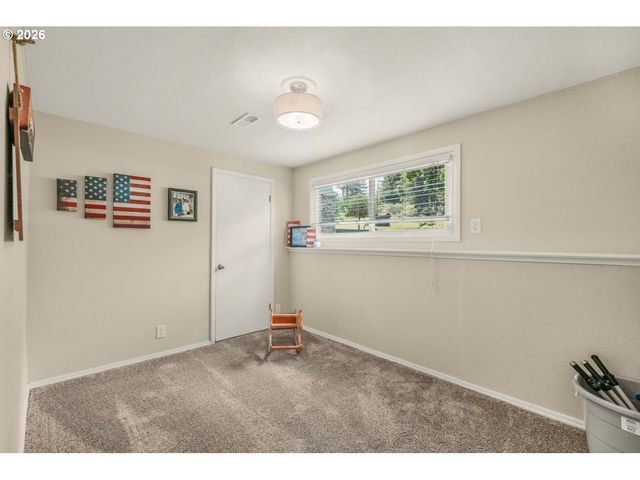4575 EAGLE CREST Rd, Salem, OR 97304