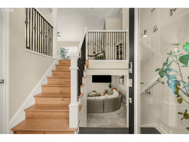4575 EAGLE CREST Rd, Salem, OR 97304