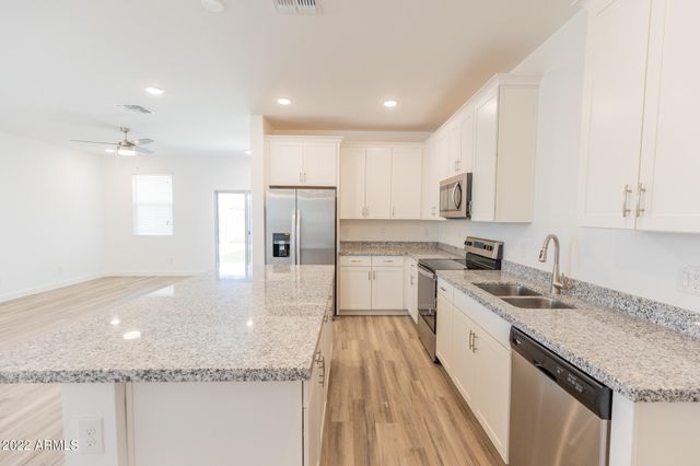 17073 W ALICE Avenue, Waddell, AZ 85355