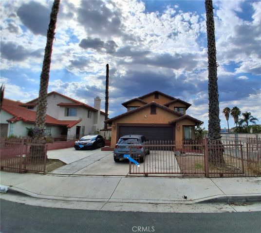 1796 Wilson, Perris, CA 92571