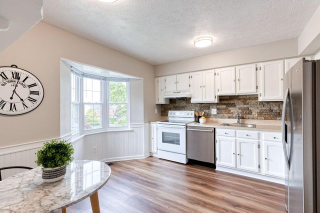 39 PERRYFALLS PL, Baltimore, MD 21236