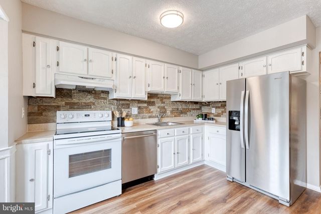 39 PERRYFALLS PL, Baltimore, MD 21236
