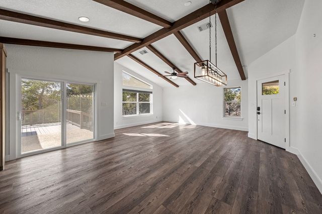 667 Ranch Rim, Hunt, TX 78024