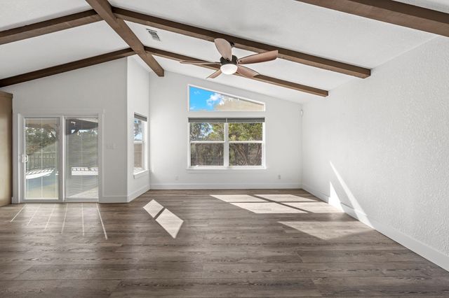 667 Ranch Rim, Hunt, TX 78024