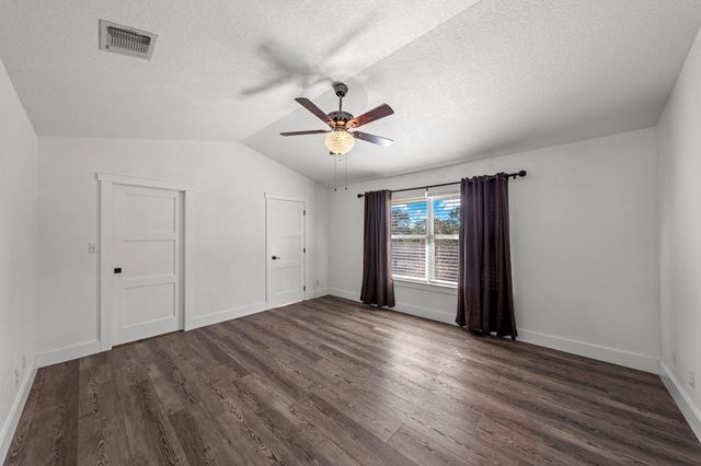 667 Ranch Rim, Hunt, TX 78024