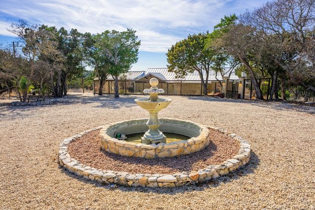 667 Ranch Rim, Hunt, TX 78024