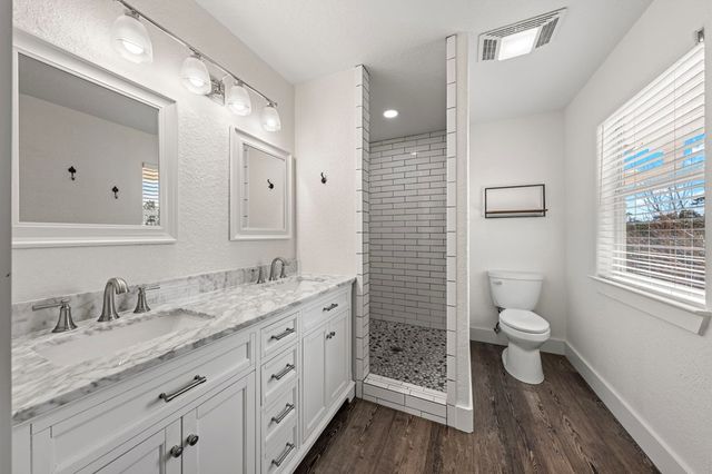 667 Ranch Rim, Hunt, TX 78024