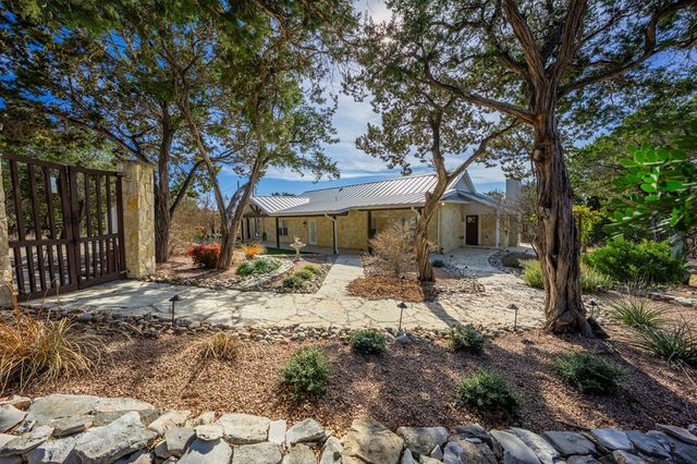 667 Ranch Rim, Hunt, TX 78024