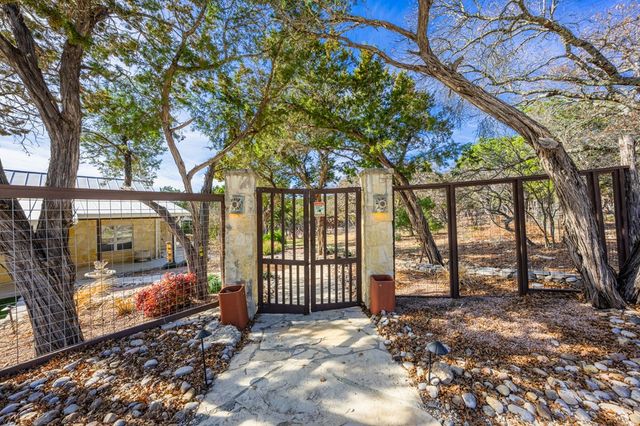 667 Ranch Rim, Hunt, TX 78024