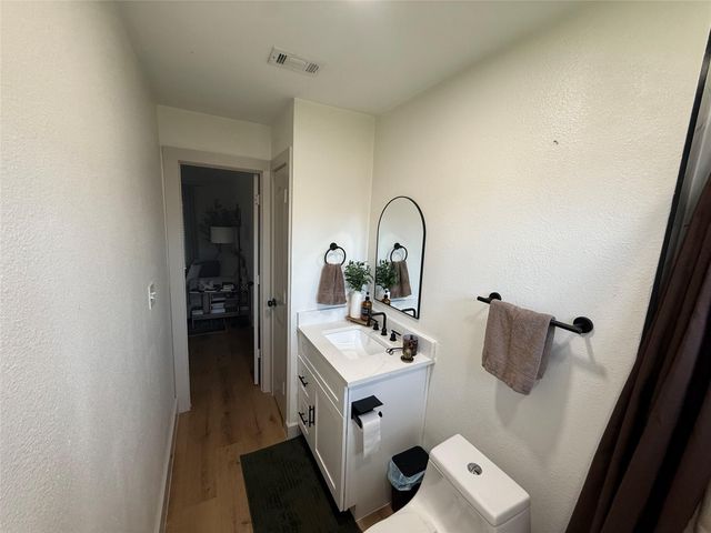 7509 Mockingbird Lane, Texas City, TX 77591