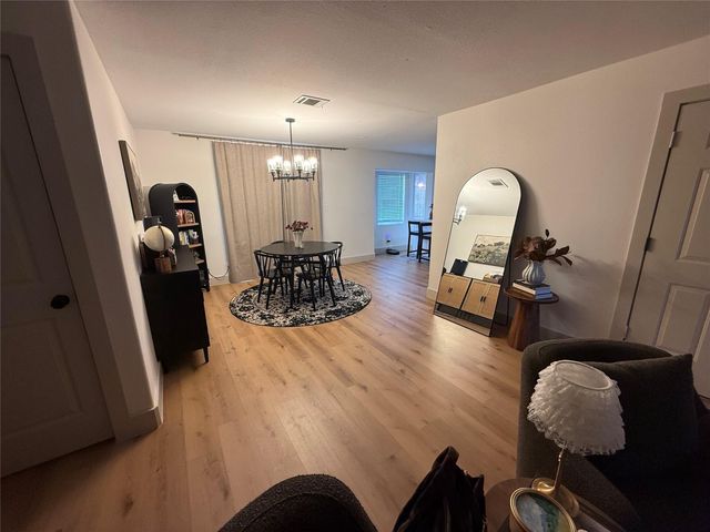 7509 Mockingbird Lane, Texas City, TX 77591