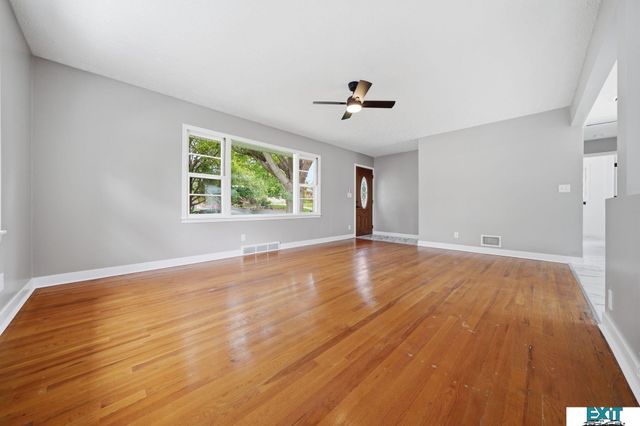 840 S 45th Street, Lincoln, NE 68510