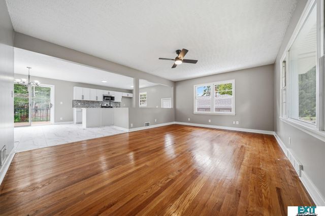 840 S 45th Street, Lincoln, NE 68510