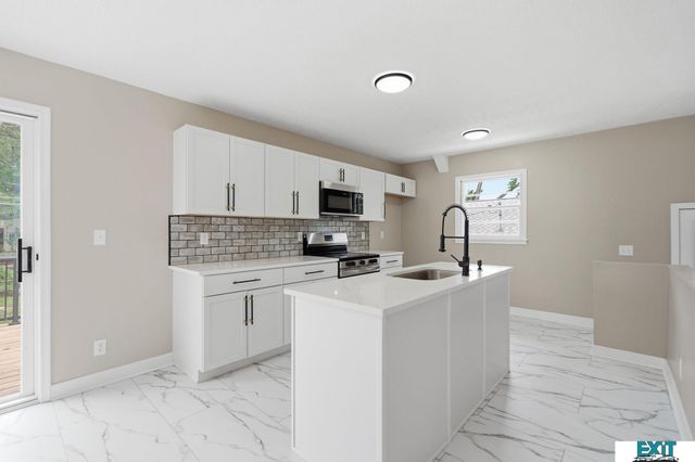 840 S 45th Street, Lincoln, NE 68510