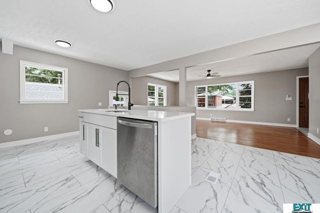 840 S 45th Street, Lincoln, NE 68510