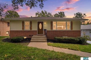 840 S 45th Street, Lincoln, NE 68510