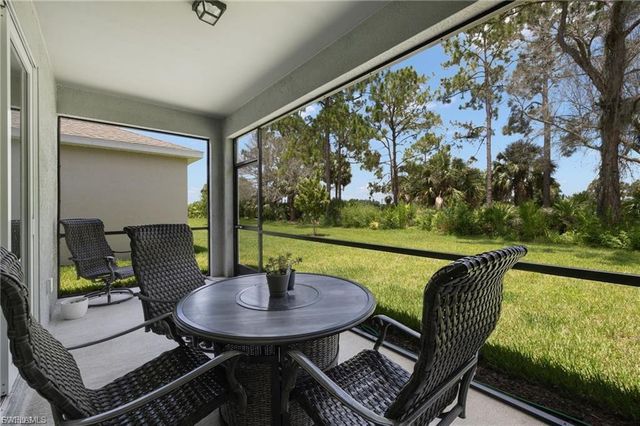 9146 Leatherwood LOOP, Lehigh Acres, FL 33936