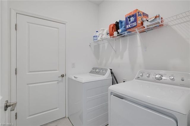 9146 Leatherwood LOOP, Lehigh Acres, FL 33936