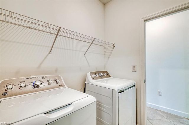 9146 Leatherwood LOOP, Lehigh Acres, FL 33936