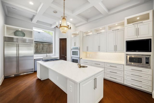 2247 Bartlett Street, Houston, TX 77098