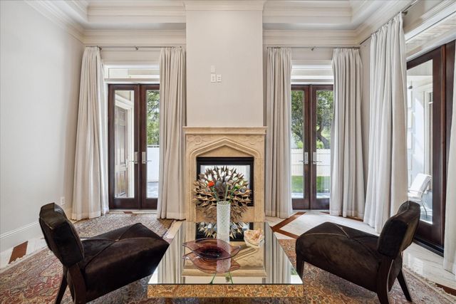 2247 Bartlett Street, Houston, TX 77098